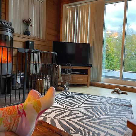 Luxury Peak District Lodge, Hot Tub, Log Burner, Nr Lake Rudyard Eksteriør bilde